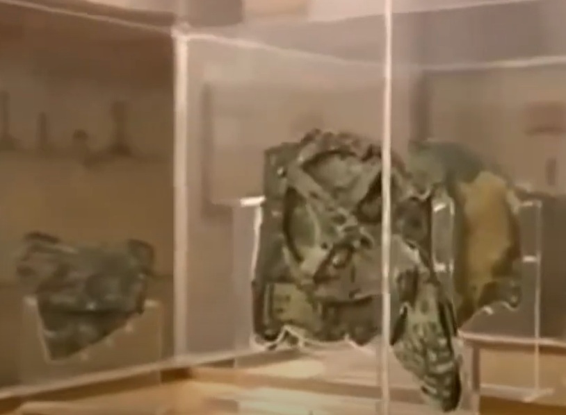 A visually captivating still taken from a pivotal moment in the documentary film Ancient Computer (2003)