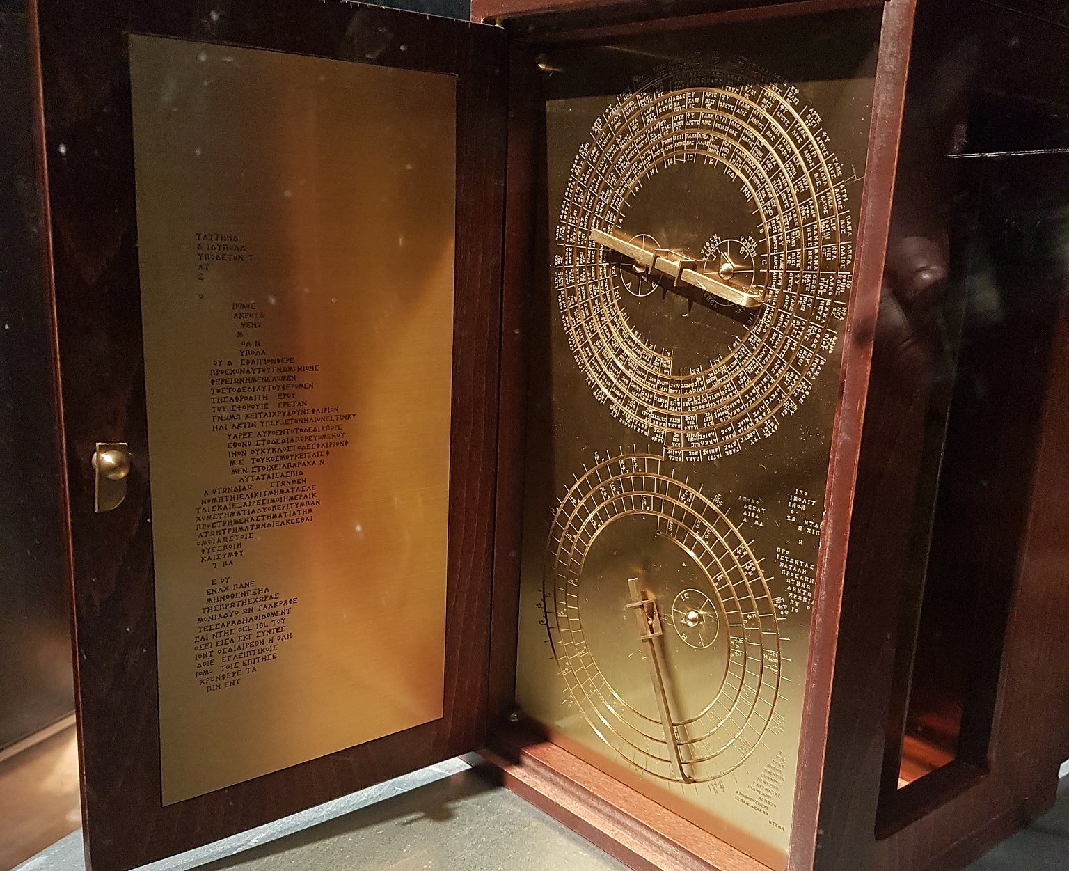 Reconstructed Antikythera mechanism back view