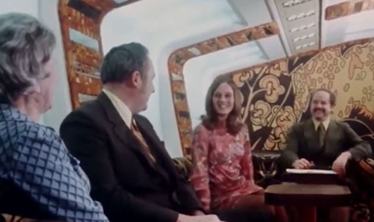 Boeing 747 Tiger Lounge