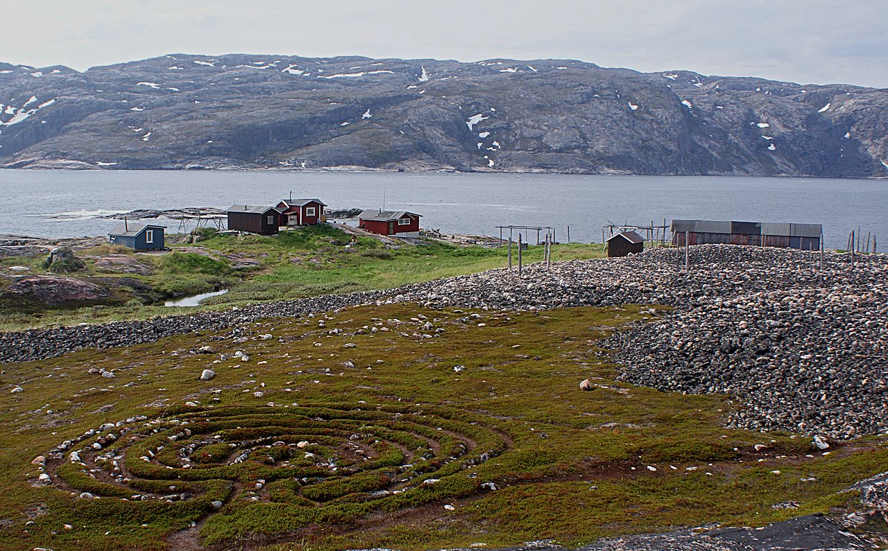 Small fishing village Holmengrå