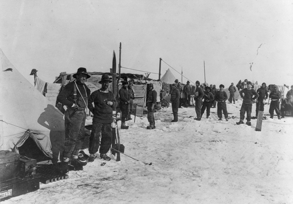 Shackleton's Expedition To The Antarctic Ocean Camp - 1916