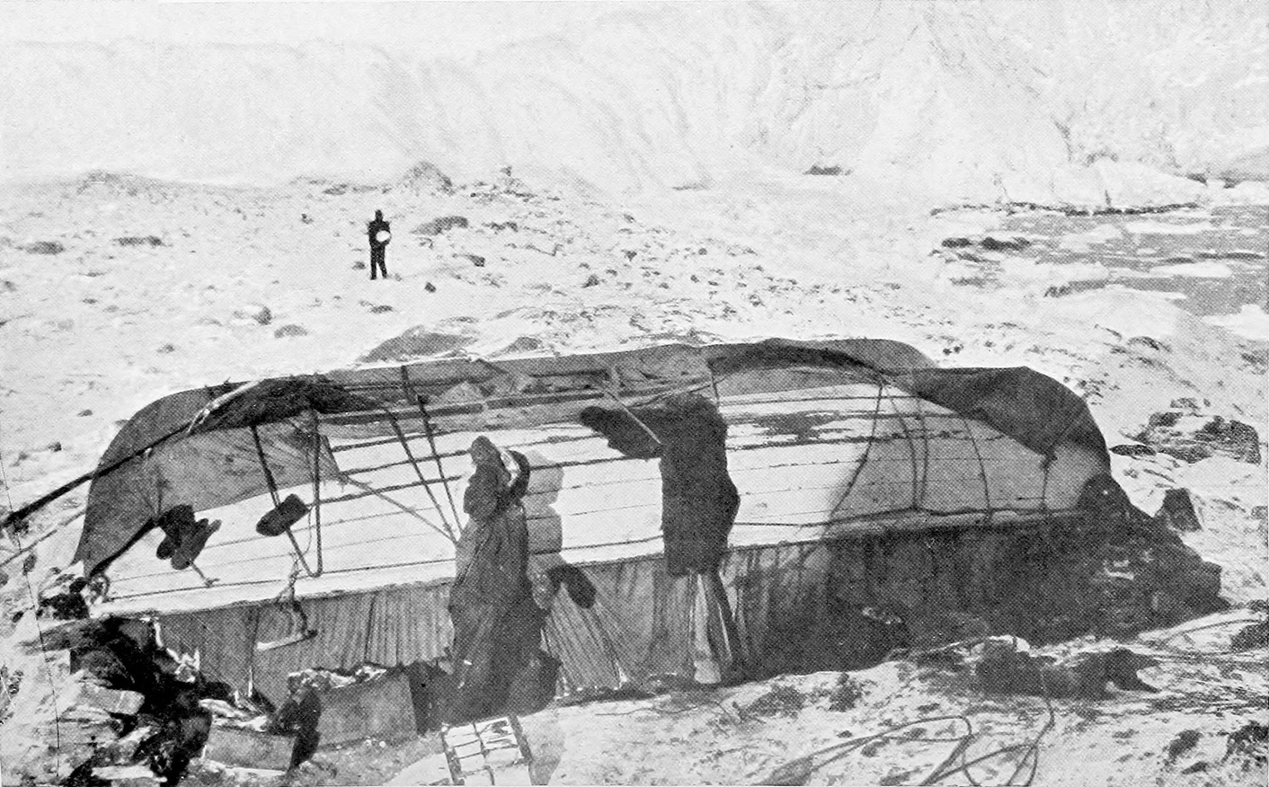 Shackleton's Last Expedition, 1914-1917 - The Hut On Elephant Island