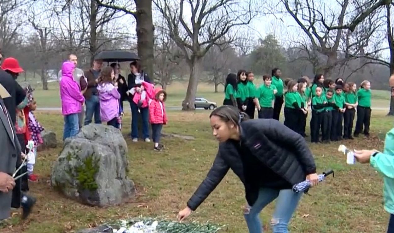 Memorializing the 300 enslaved