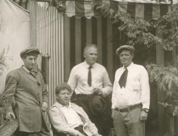 Grayscale Portrait Photo of Members of the Bohemian Grove 1913