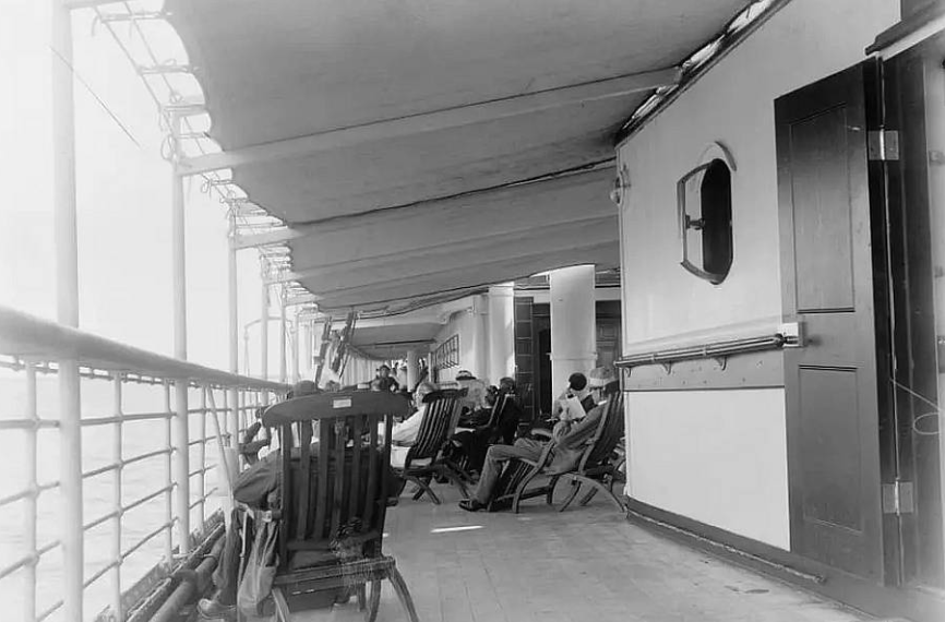 Prinzessin Victoria Luise HAPAG Deck