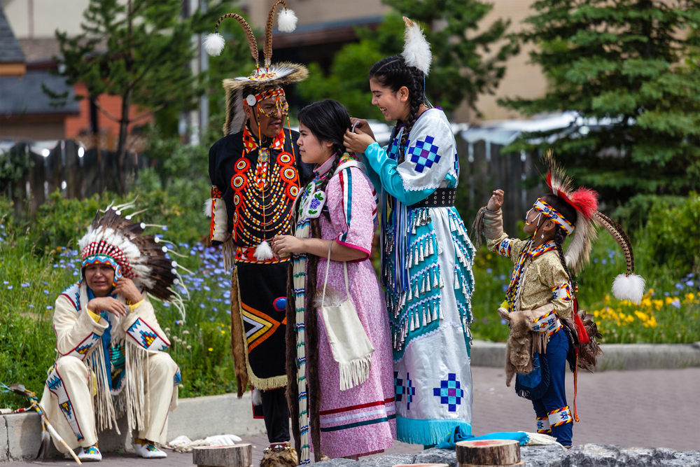 Blackfoot tribe dancers