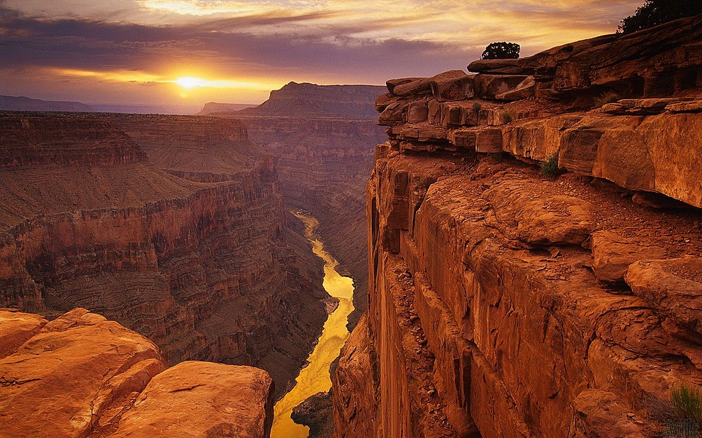 Landscape Photo of the Grand Canyon on sunset