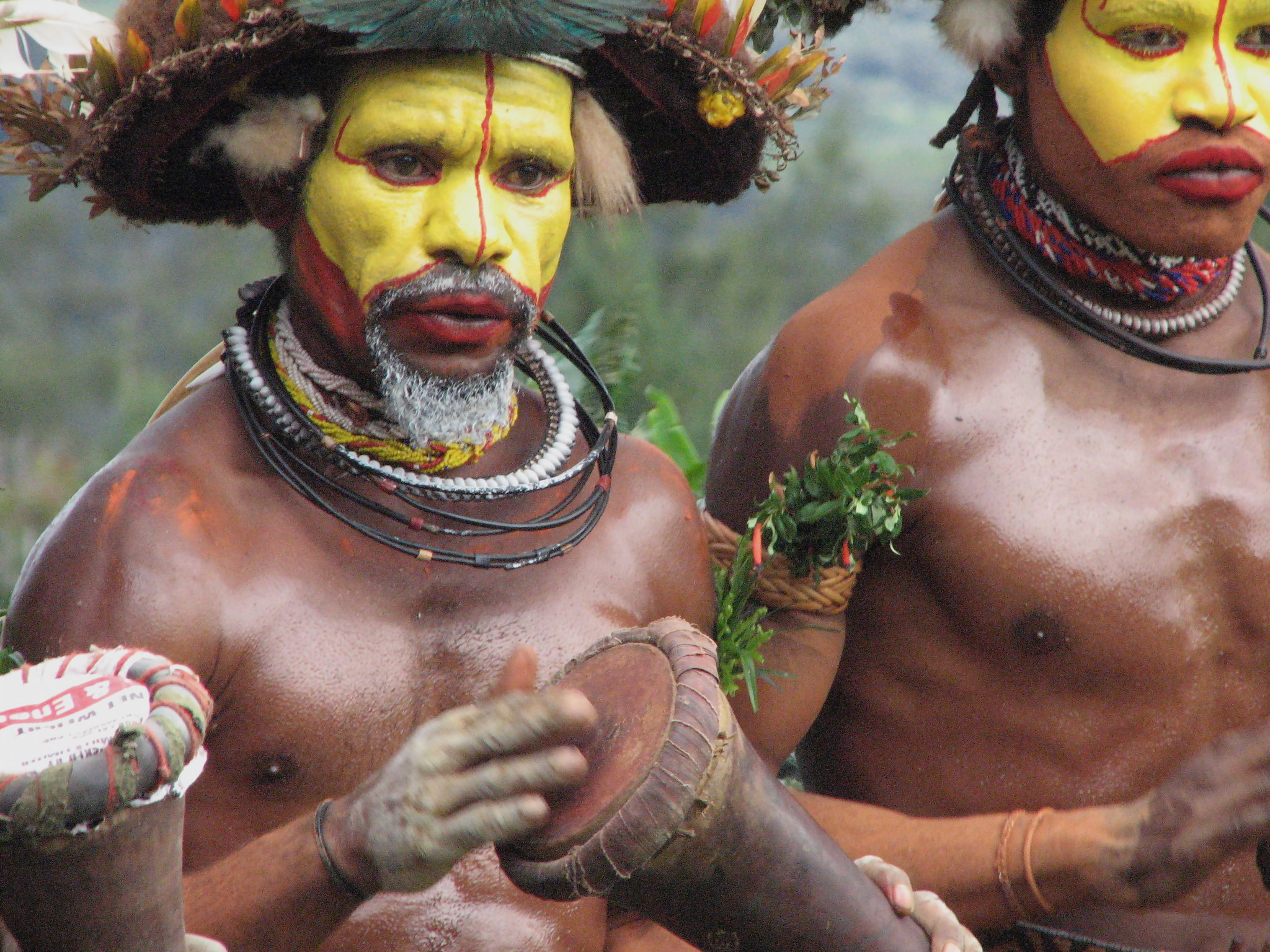 Huli Wigmen Drumming
