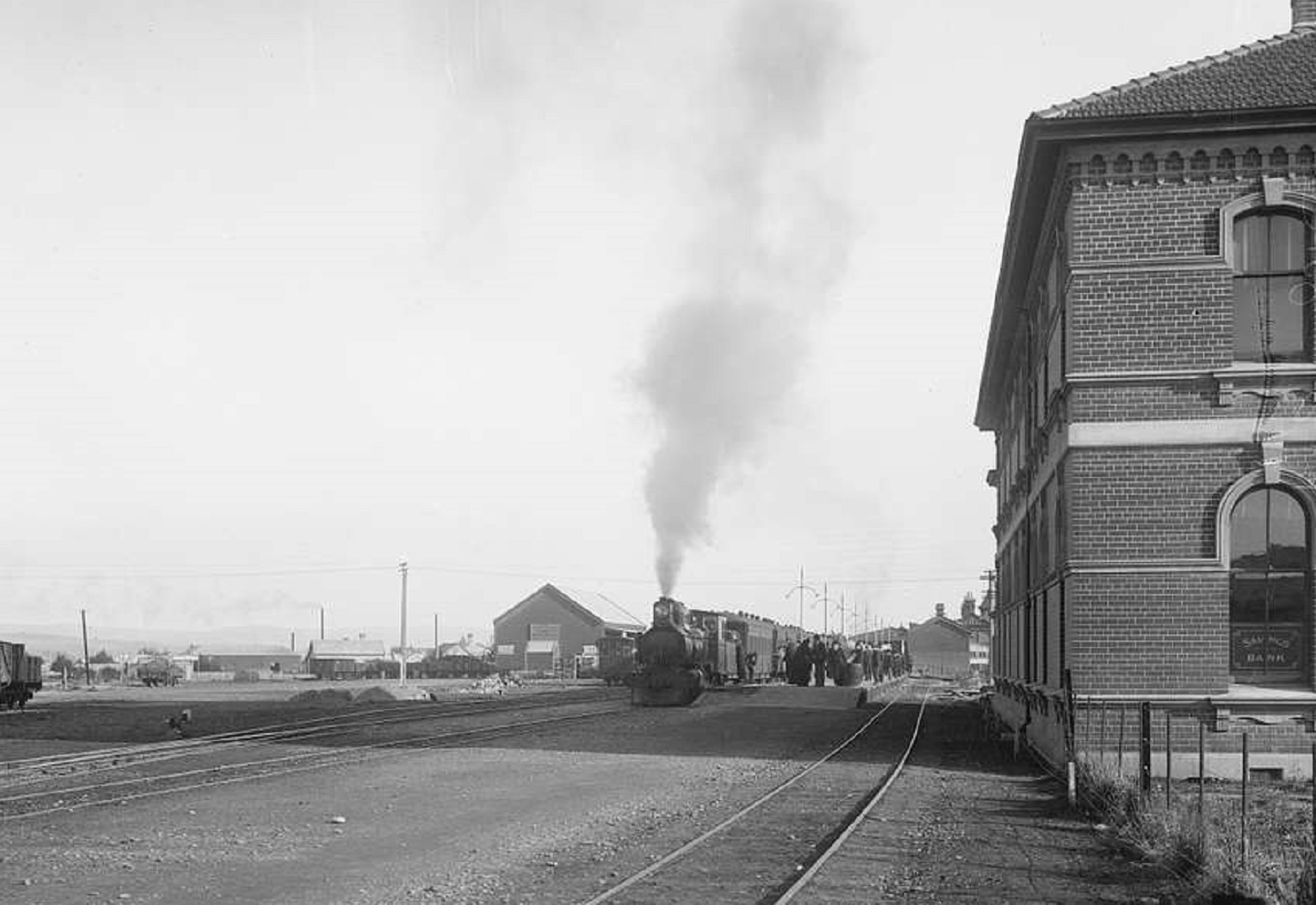 Public domain vintage photo from Railway Station, Gore - 1903