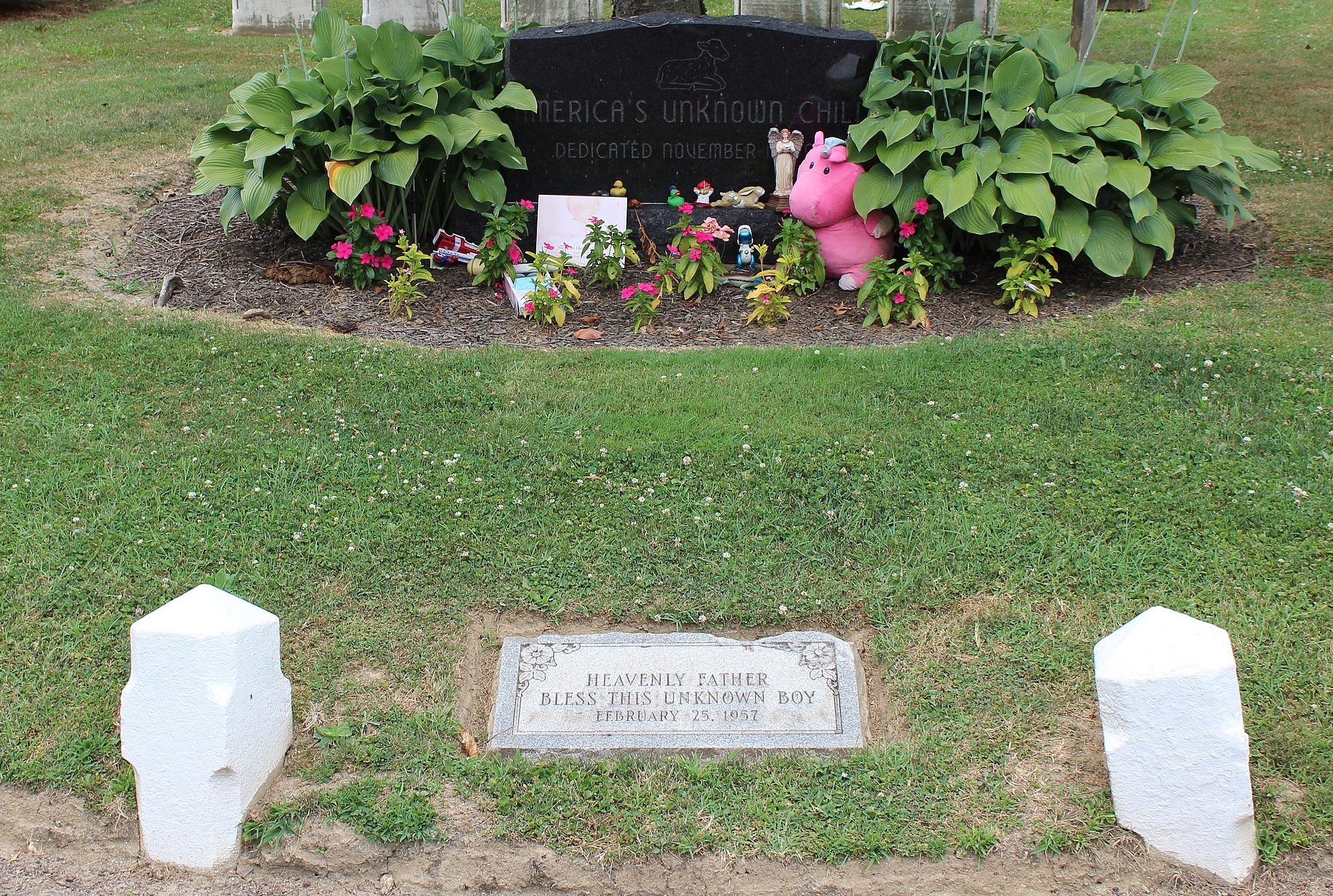 Pennsylvania: The Boy in a Box grave - 2022