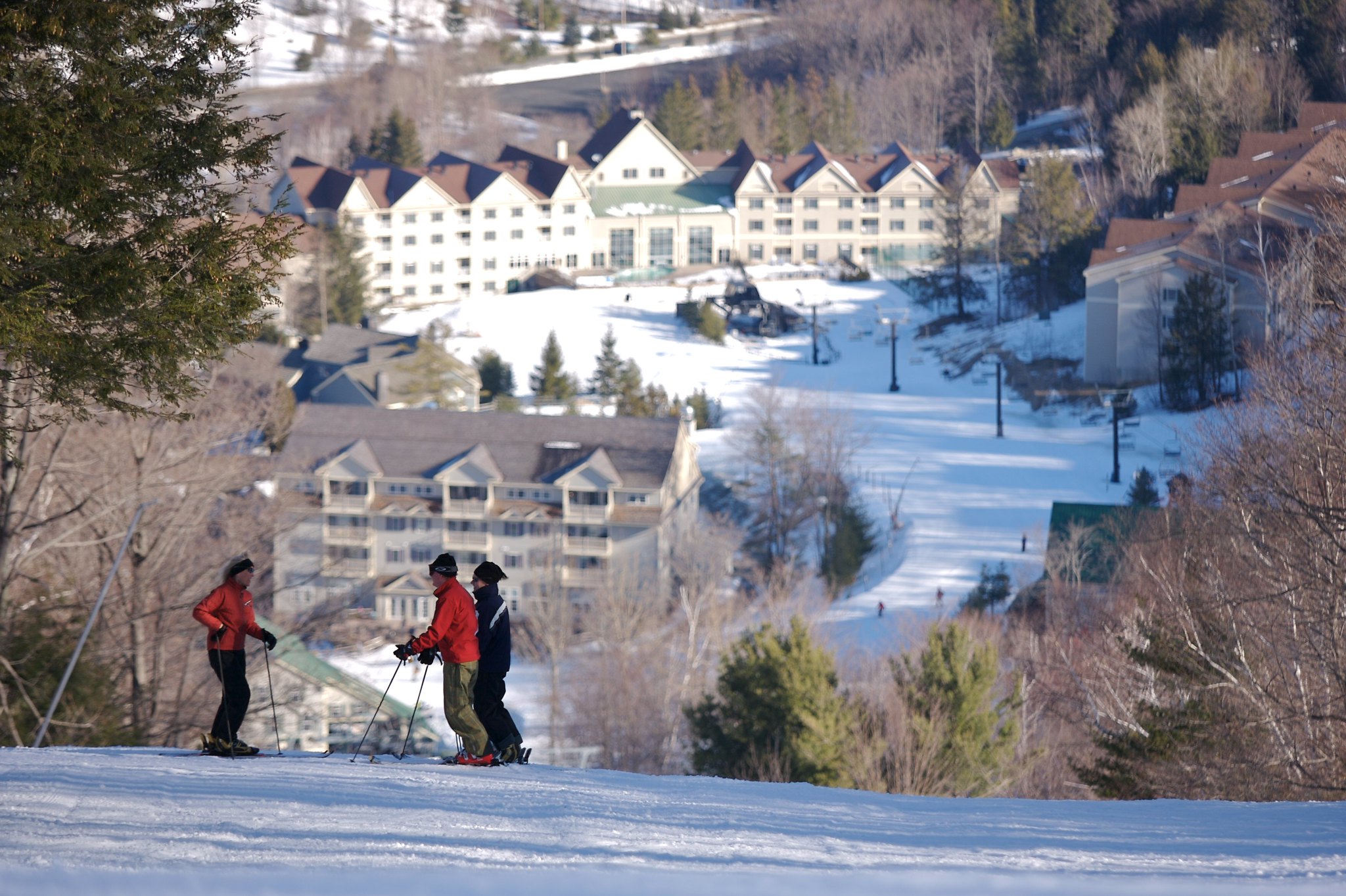 People skiing at Jiminy Peak Mountain Resort - 2007