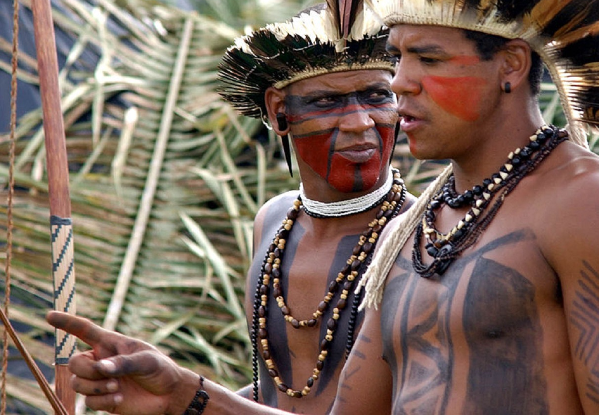 Two Pataxo Indians outside - 2016