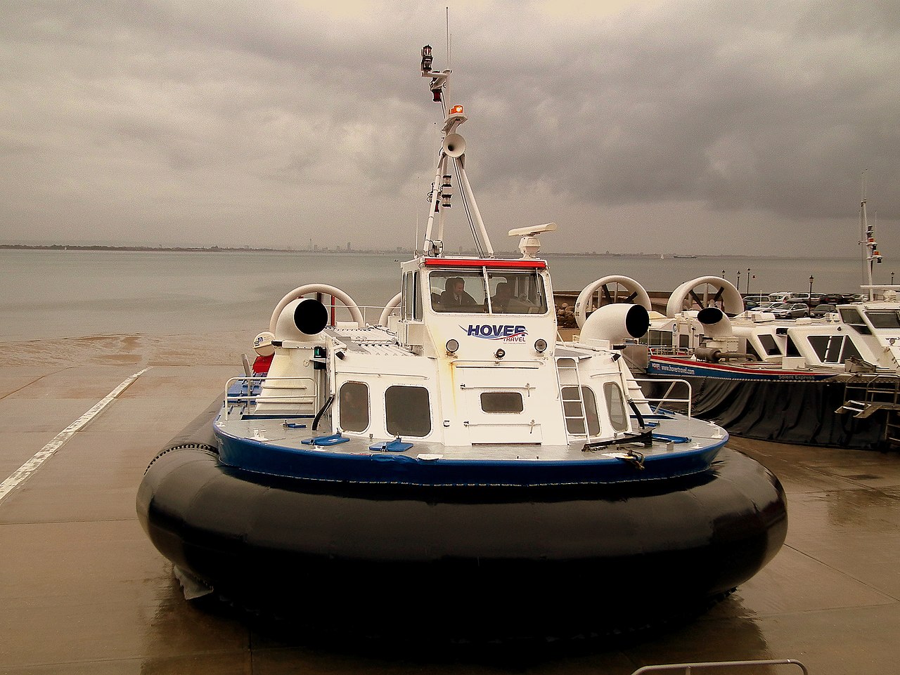 Hovertravel Hovercraft Freedom 90 At Ryde Isle Of Wight Terminal - 2011