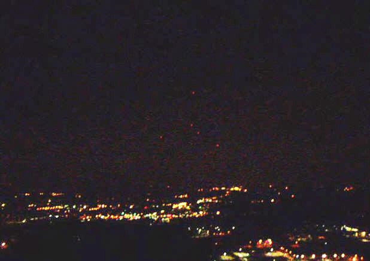 Photo of 5 unidentified red lights over the skies of Morristown - 2009