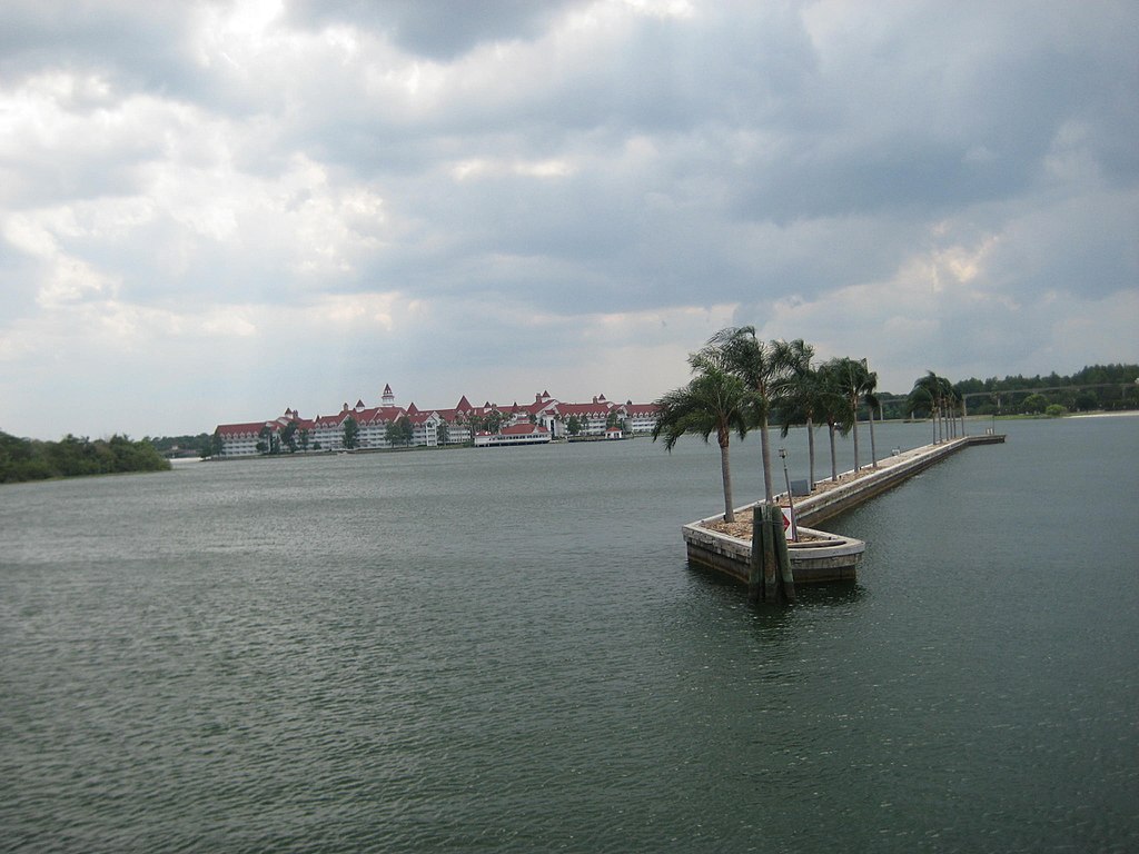 Landscape Photo of Seven seas Lagoon, Florida, USA