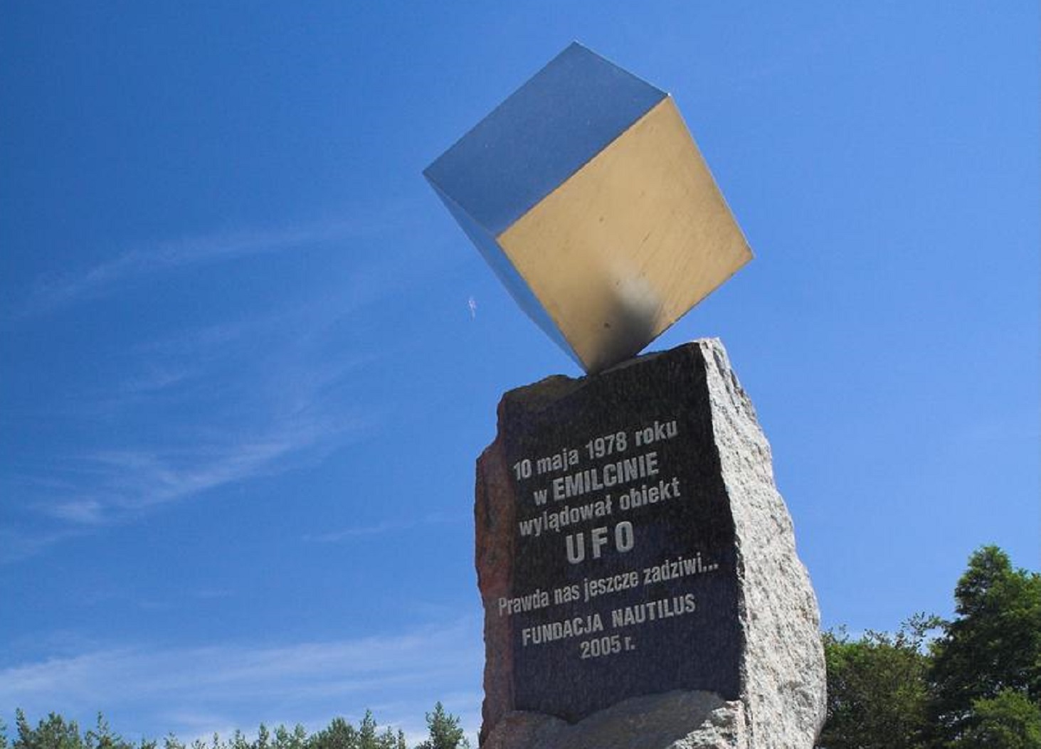 Emilcin monument , 2006