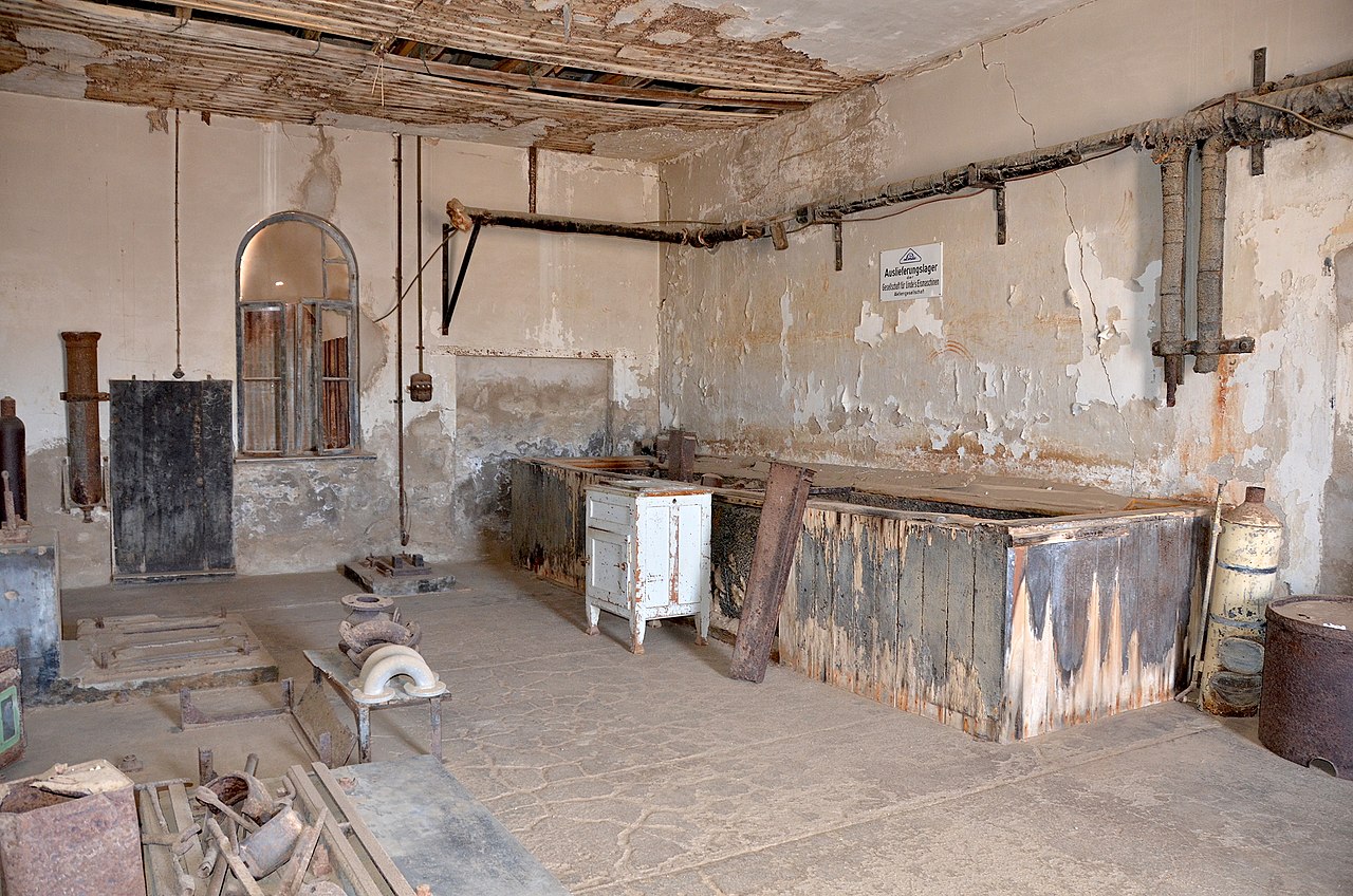 Kolmanskop, Ice factory - 2017