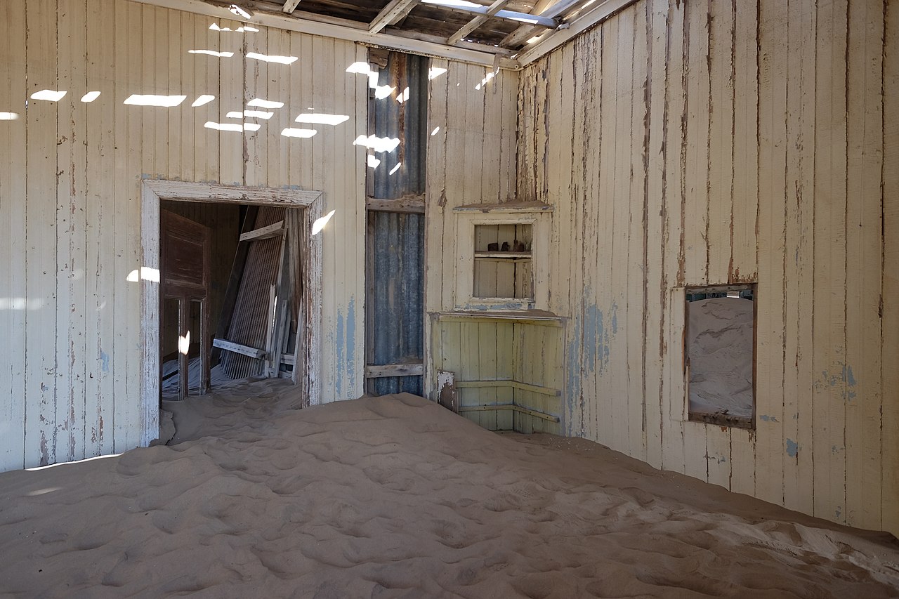 Abandoned small town Kolmanskop, near Lüderitz in Namibia. - 2018