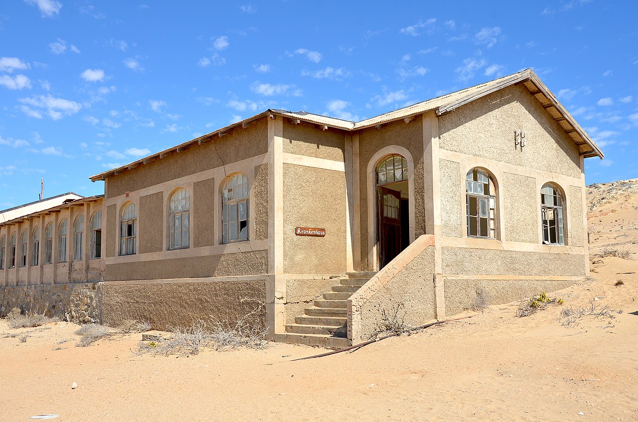 Hospital of Kolmanskop near Lüderitz (Namibia) - 2017