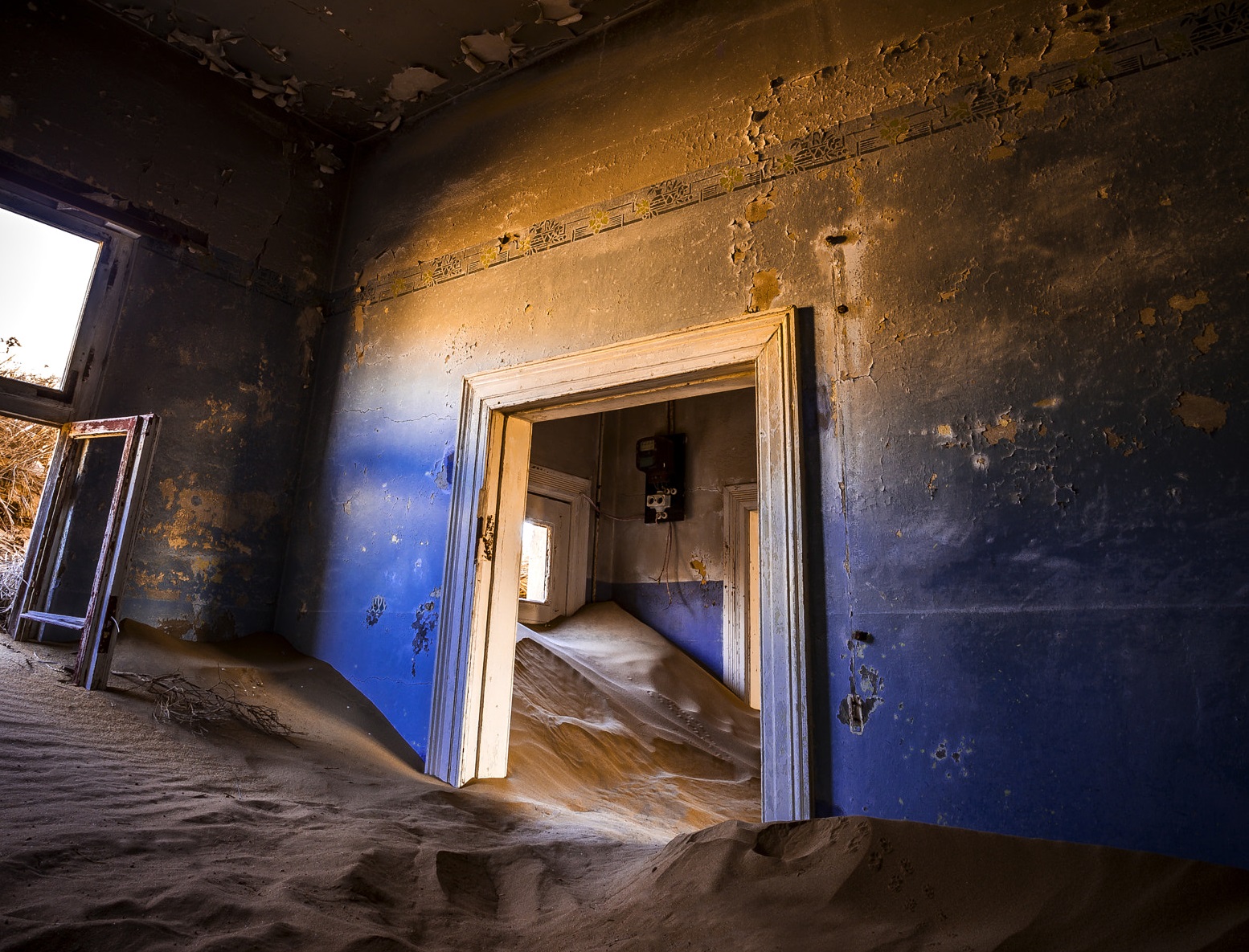 Kolmanskop Namibia Ghost Town - 2016