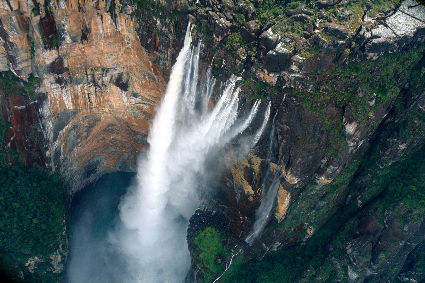 Angel Falls Venezuela Salto Angel Parque Nacional Canaima.