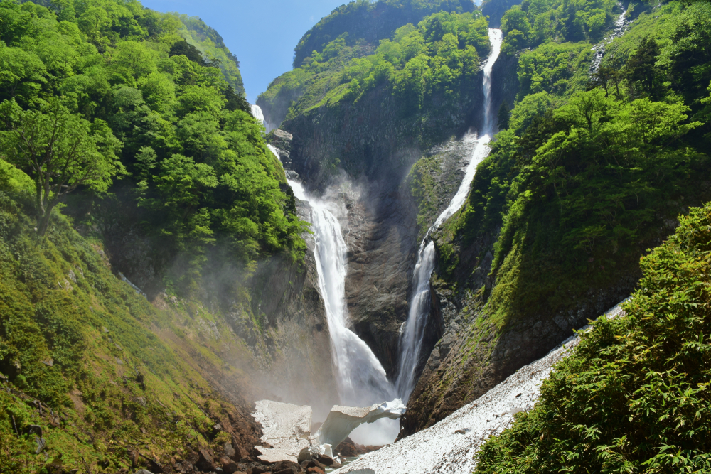 Hannoki Falls & Shomyo Falls — Japan