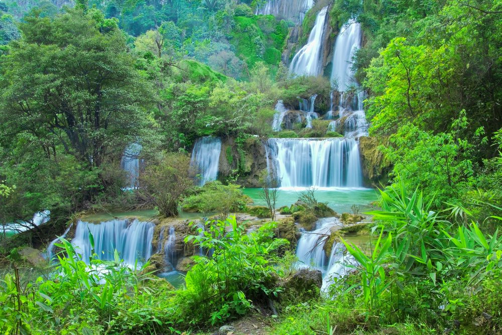 Thi Lo Su Waterfall — Thailand