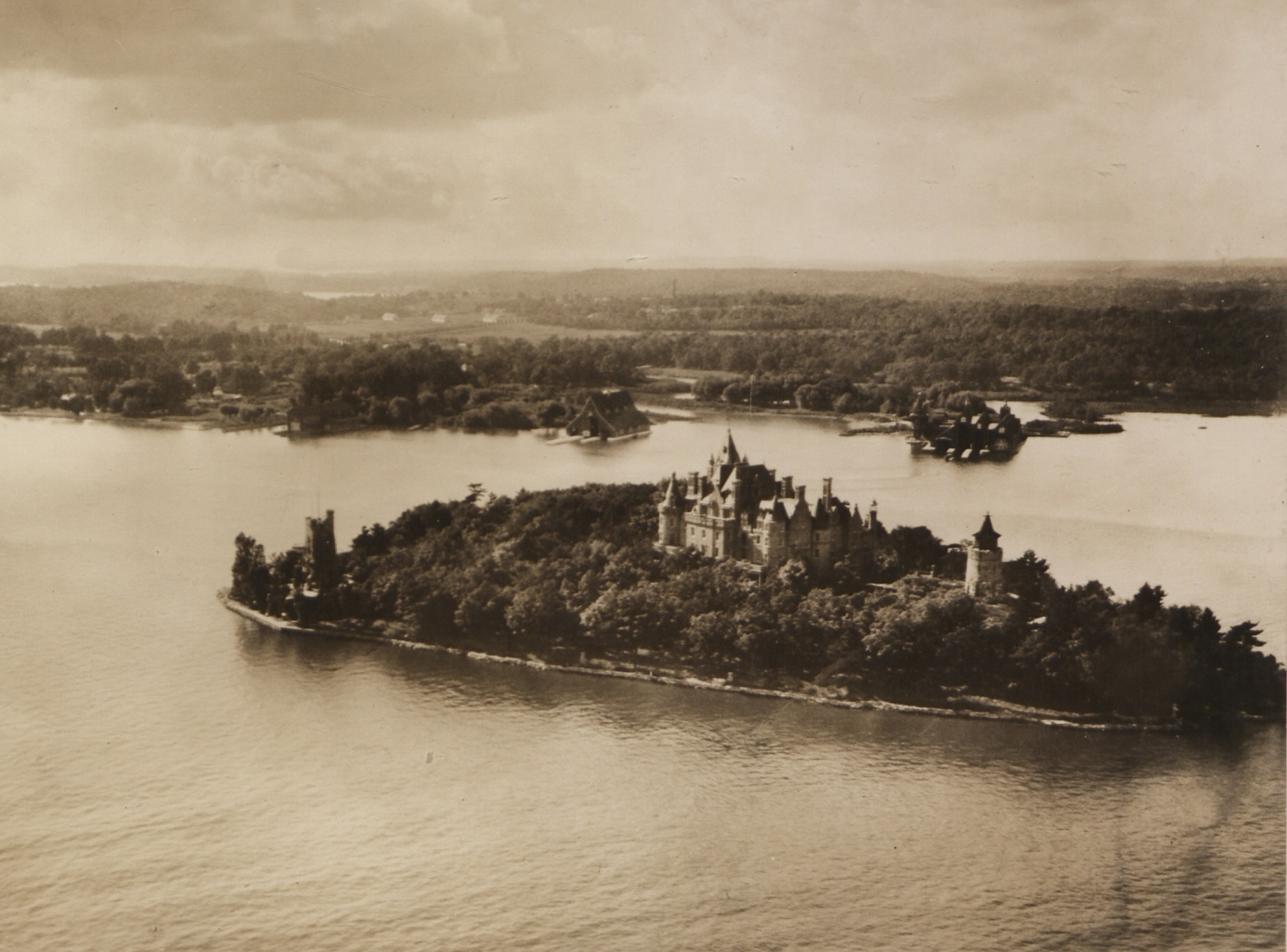 Aeroplane Picture of 1000 Islands - Boldt Castle - 1920