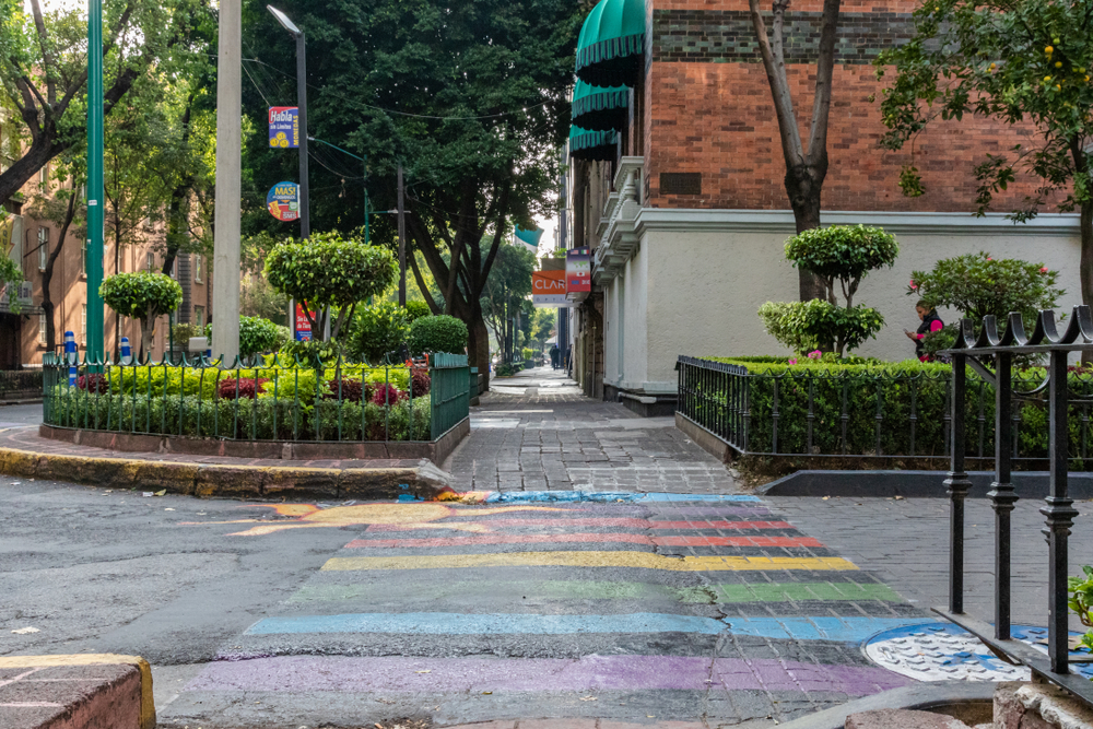 A pedestrian crossing, in the Zona Rosa section of Mexico City