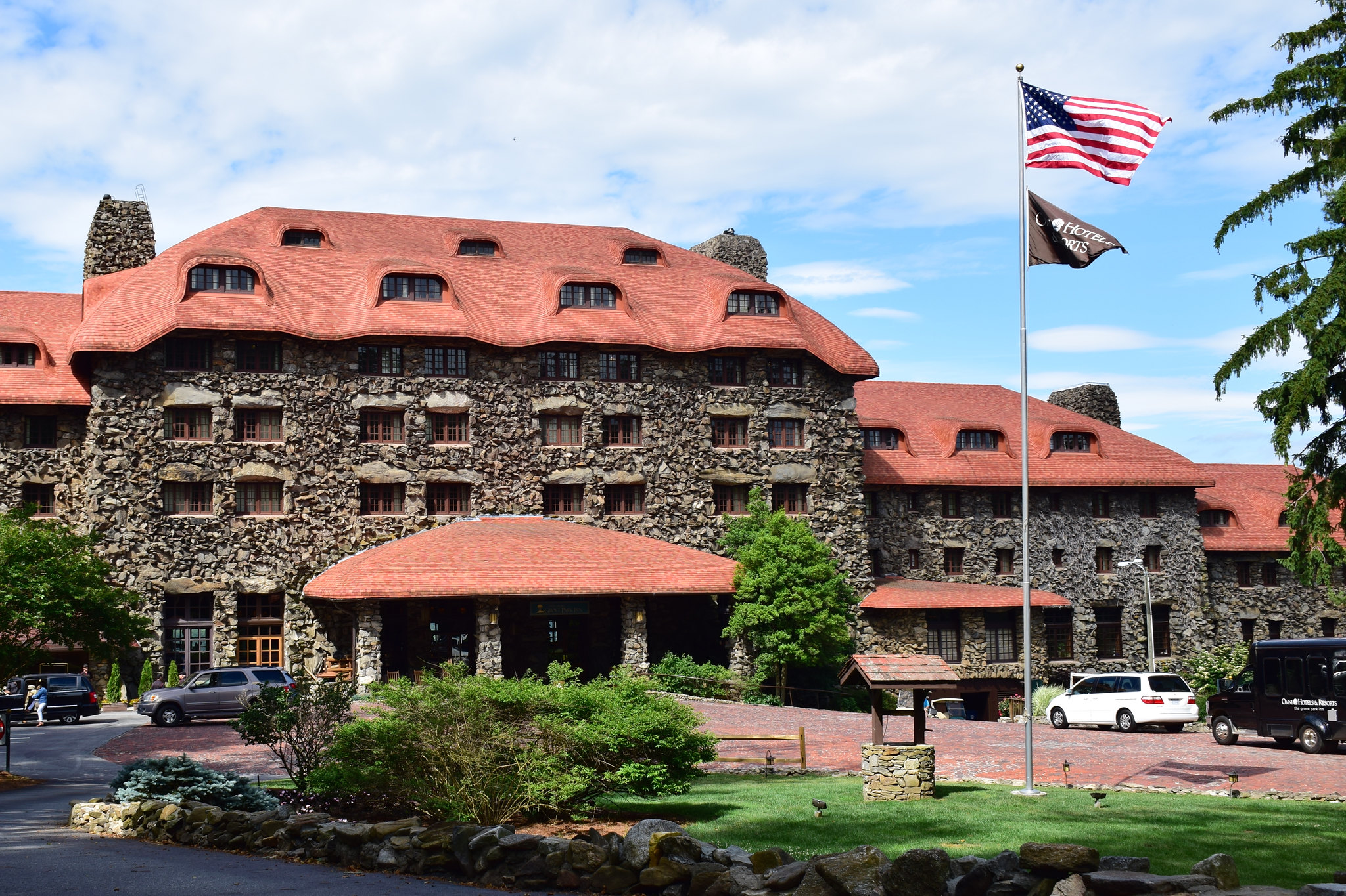 Entrance view of Grove Park Inn - 2015