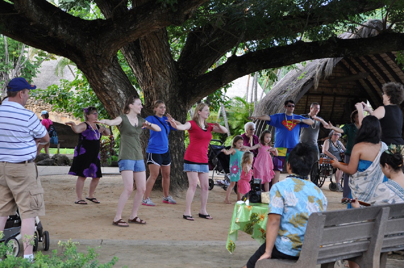 Hula dance lesson at the Hawaii - 2010