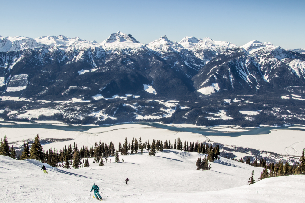 People skiing in Revelstoke Mountain ski Resort, British Columbia, Canada