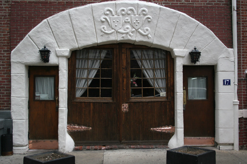 one if by land, two if by sea restaurant