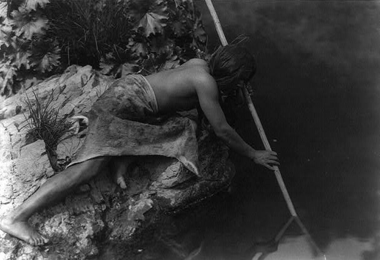 Hupa fisherman - 1907