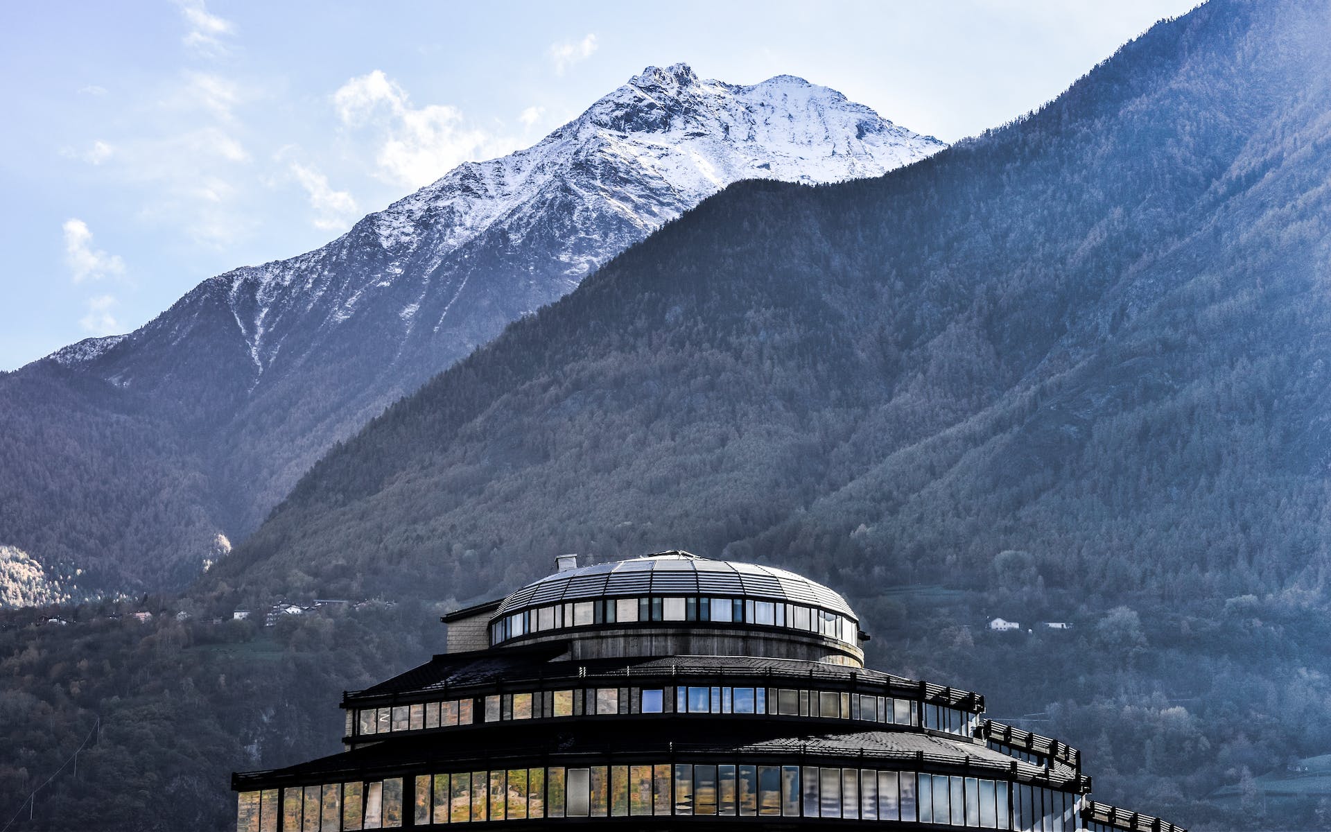 senales hotel in alps
