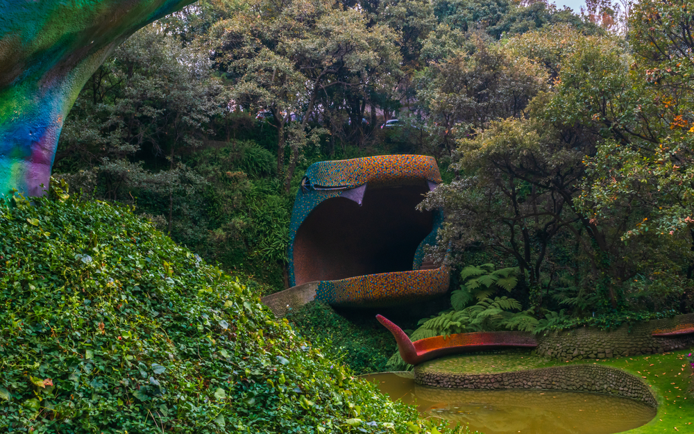 nido de quetzalcoatl, naucalpan snake hotel