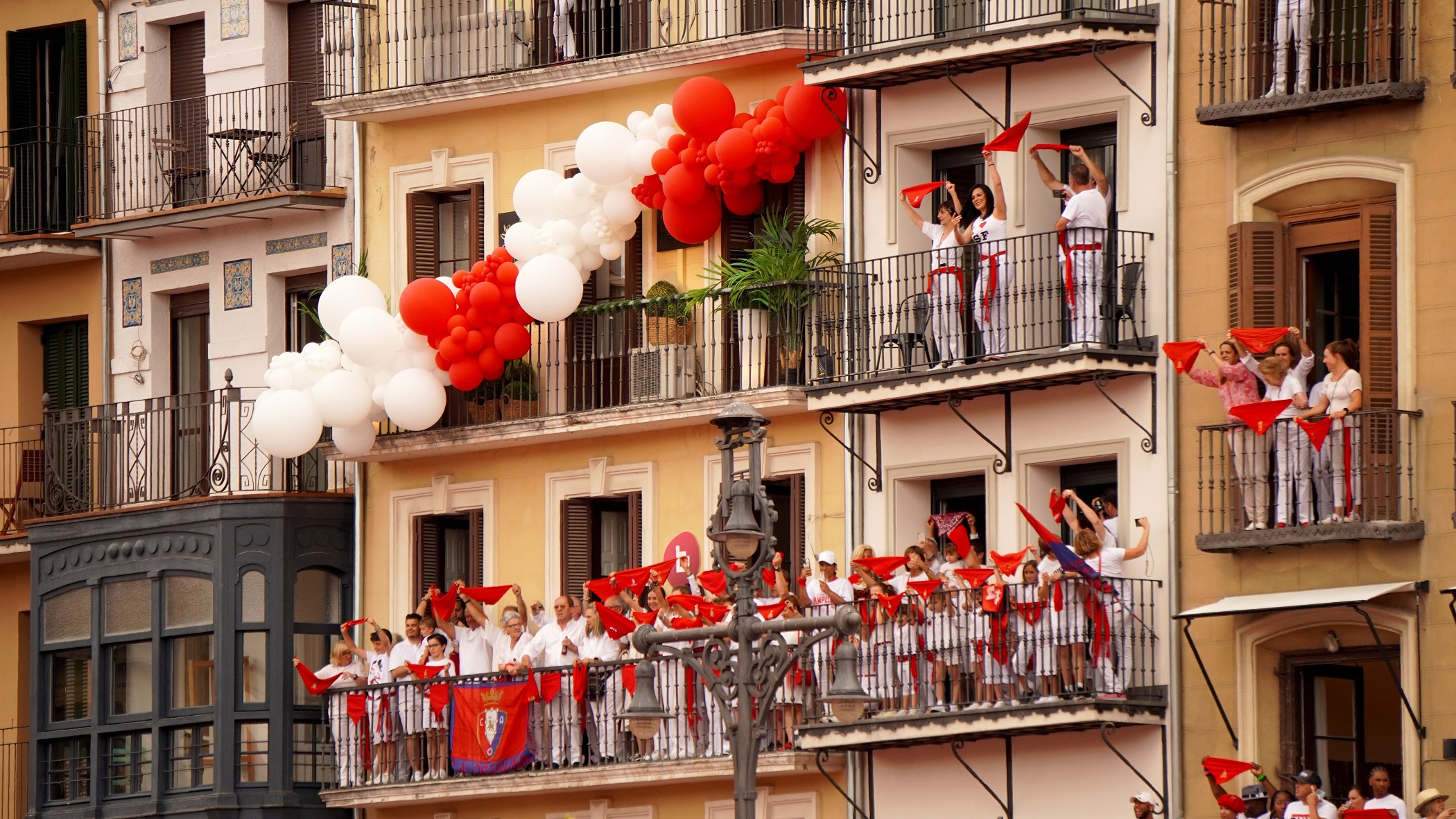 San Fermín.  la Plaza del Castillo - Pamplona