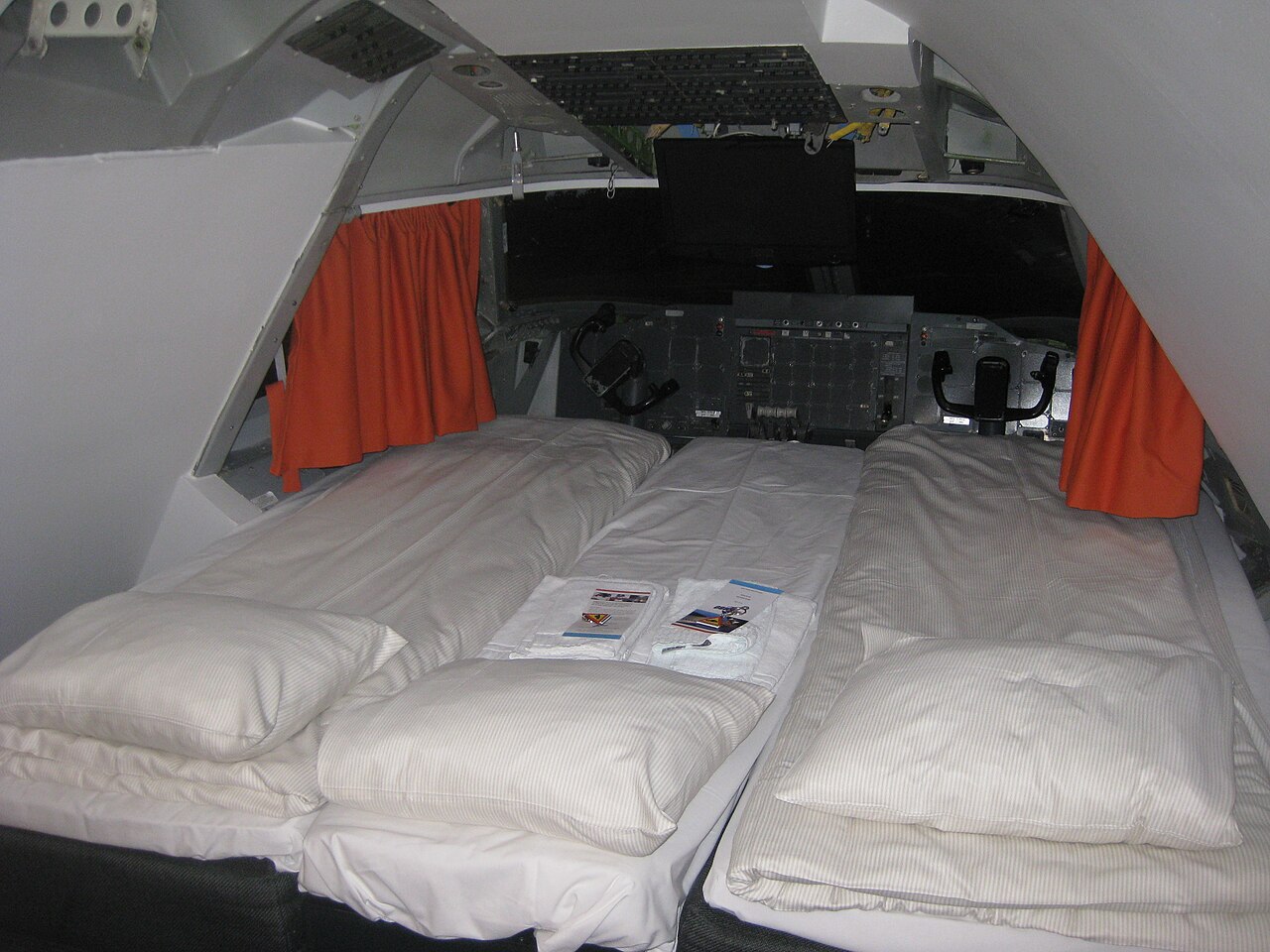 The suite of the Jumbo Hostel, in room number 747 - 2010