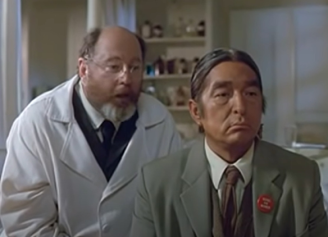 Screenshot of Ishi and Dr. Saxton Pope - from The Last of His Tribe (1992)