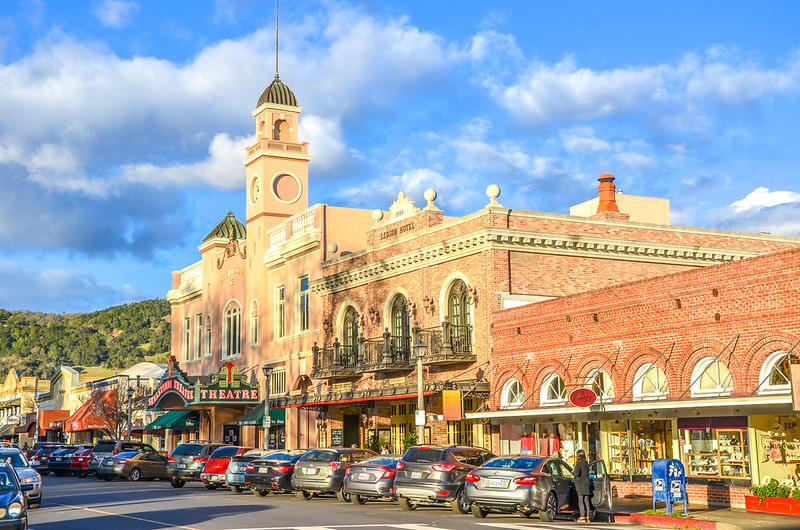 Street Photo of Sonoma Downtown California depicting beautiful Architecture.