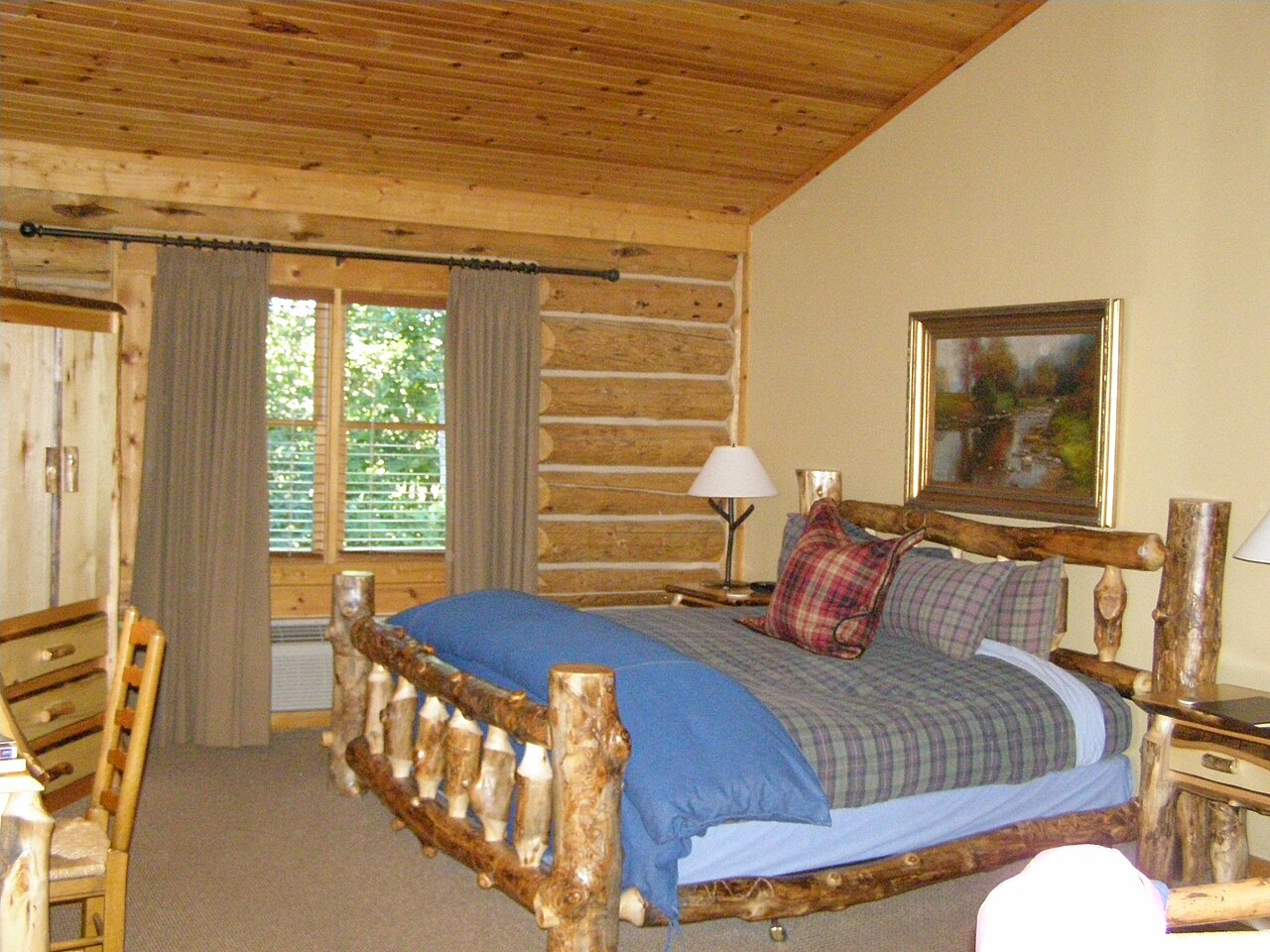 Dancing Bear Lodge Tennessee