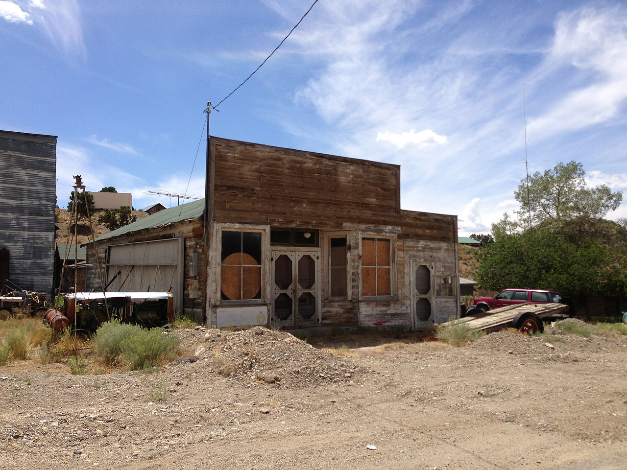 Building in Manhattan, Nevada - 2014