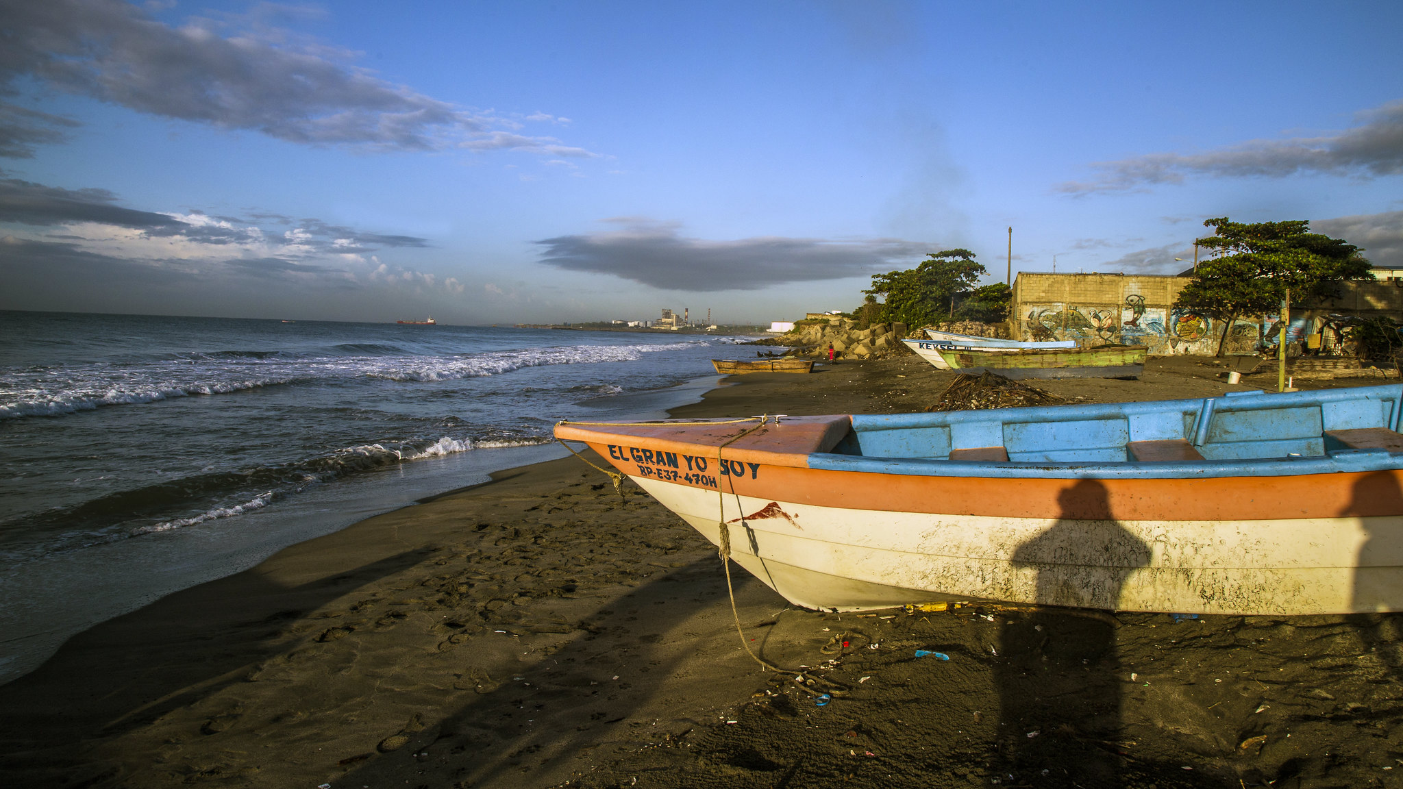 Manresa Beach, in the Bajos de Haina municipality of the San Cristóbal province