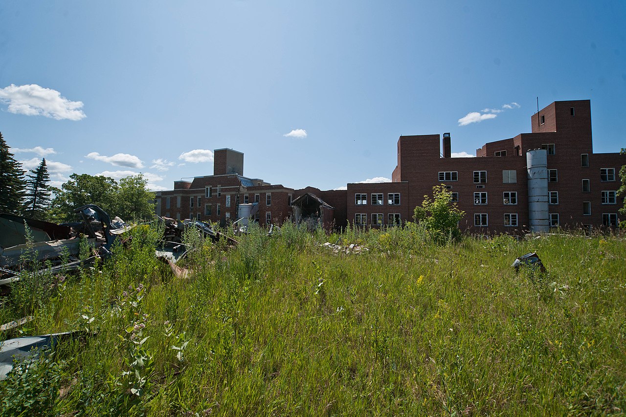 Former San Haven State Hospital - 2009