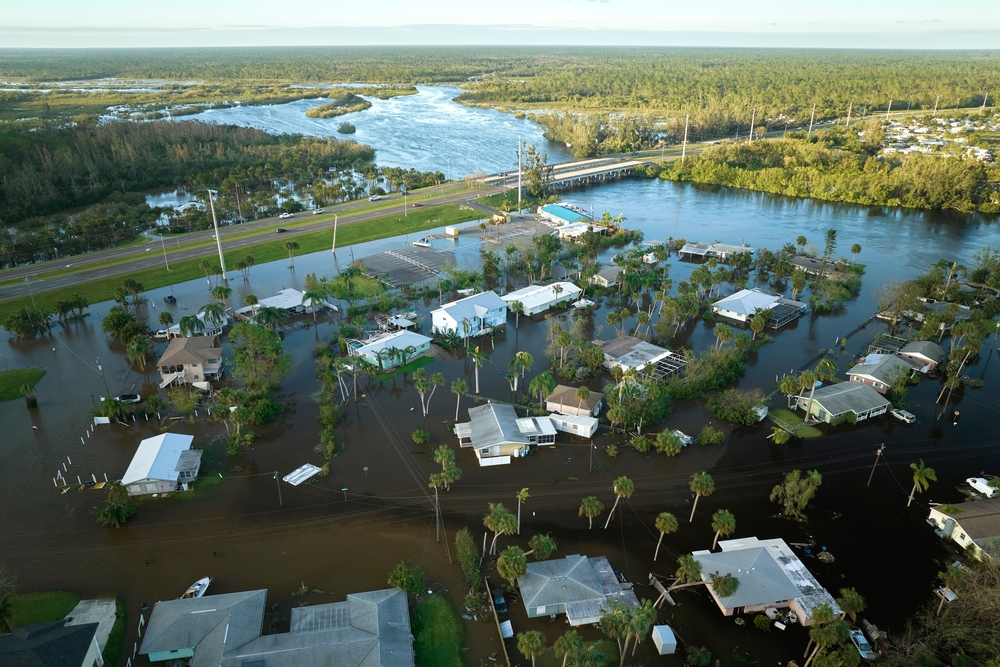 Hurricane Ian flooded houses
