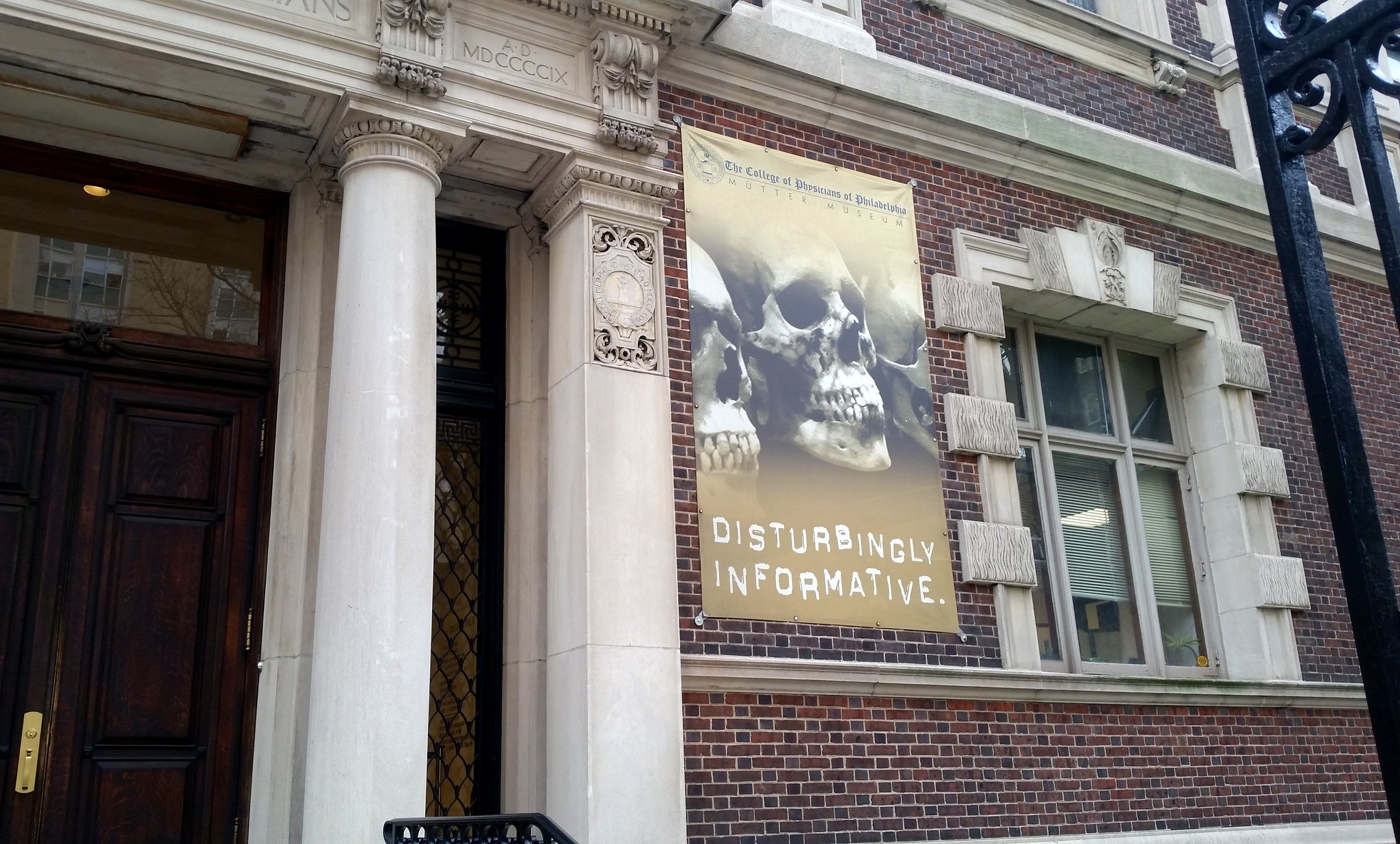 Mutter Museum ,front - 2015