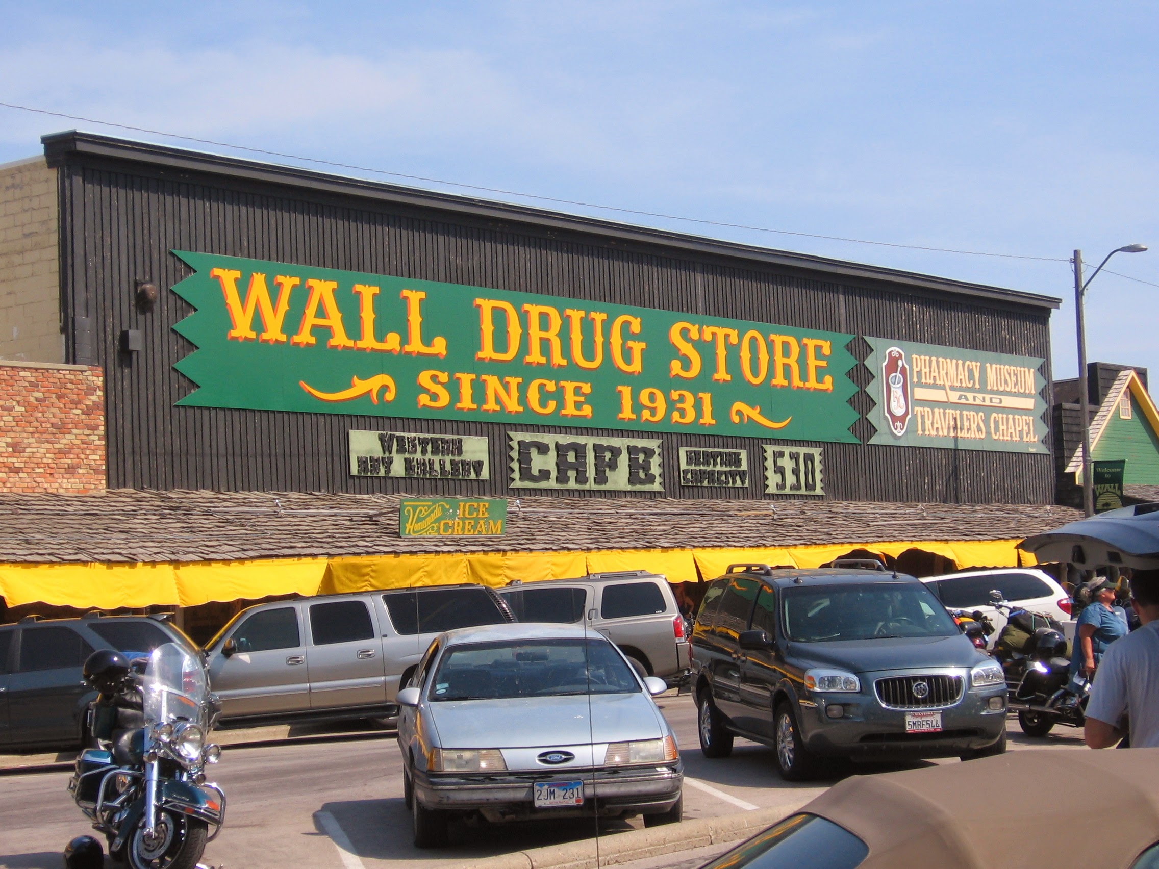 Wall Drug front sign - 2007