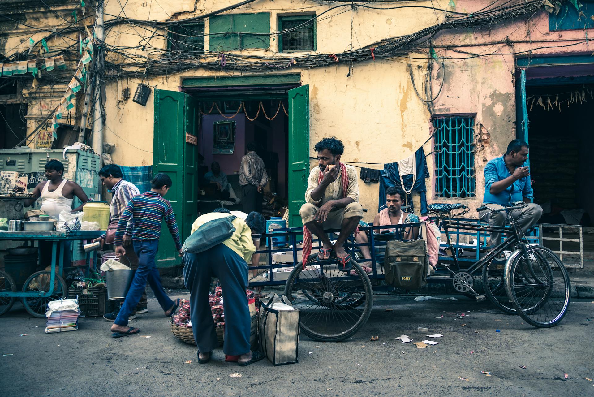 poor neighborhood  in india