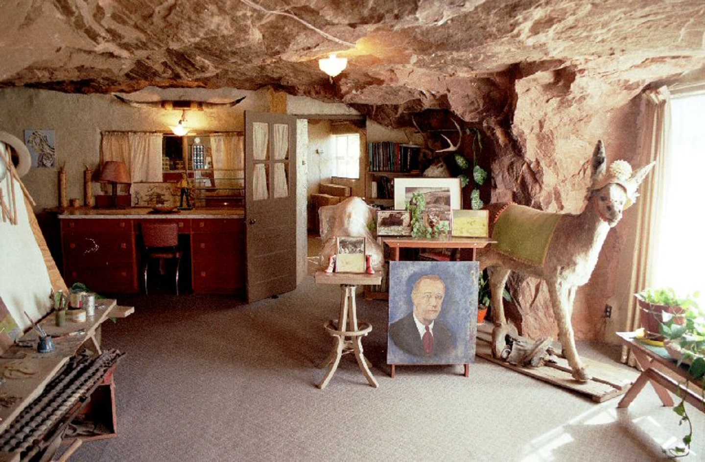 Hole N The Rock. Utah - 2005