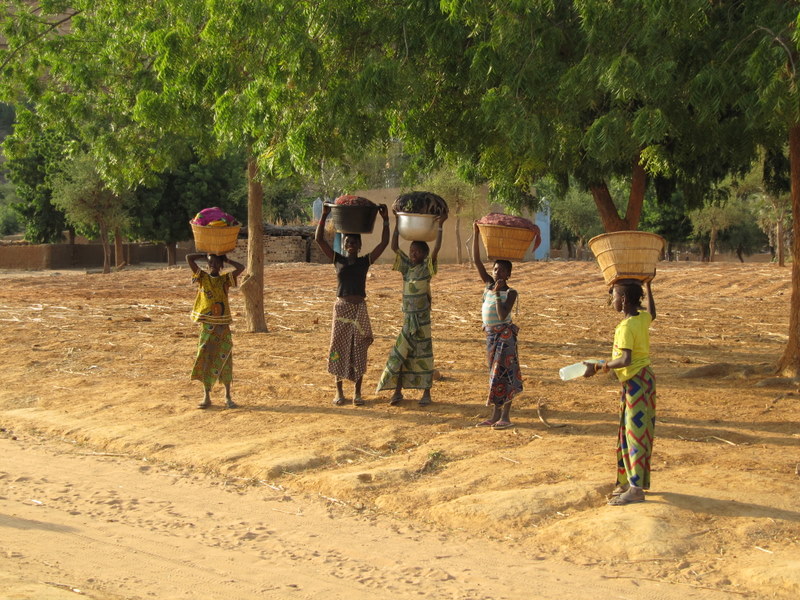 Dogon women working